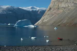 Arctic Cruises - Arctic Sights & Northern Lights 2